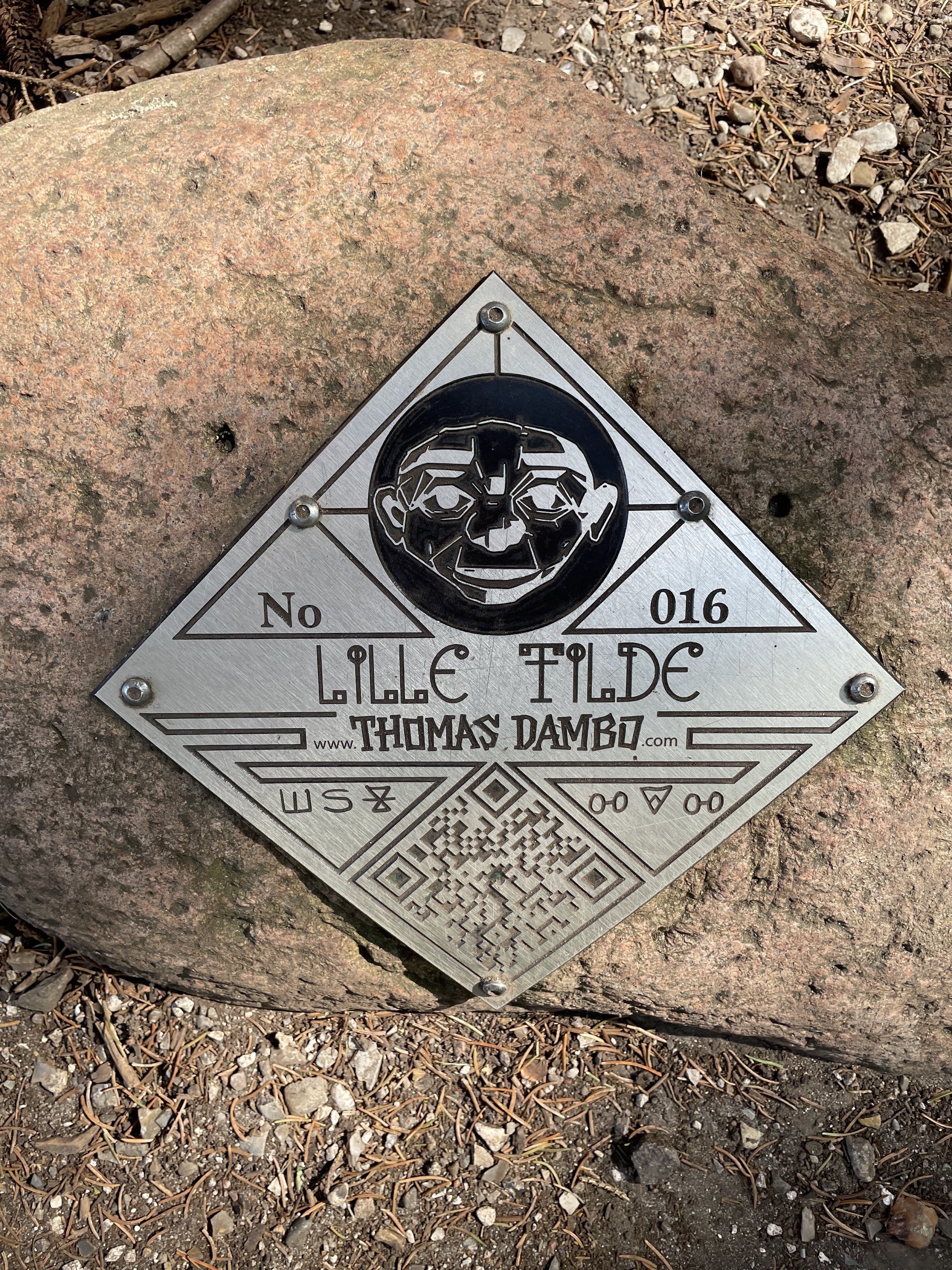 Little Tilde by Thomas Dambo - Troll #16